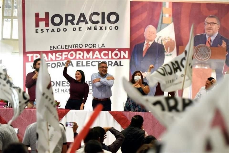 Horacio Duarte, adminitrador general de Aduanas, se quejó sobre la violencia sexual que afecta a mujeres en el Estado de México.