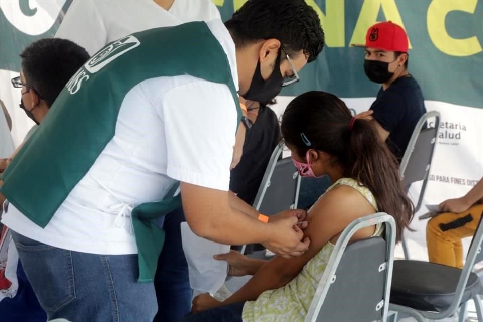 El Sector Salud aplicará las vacunas hasta el miércoles en Monterrey.