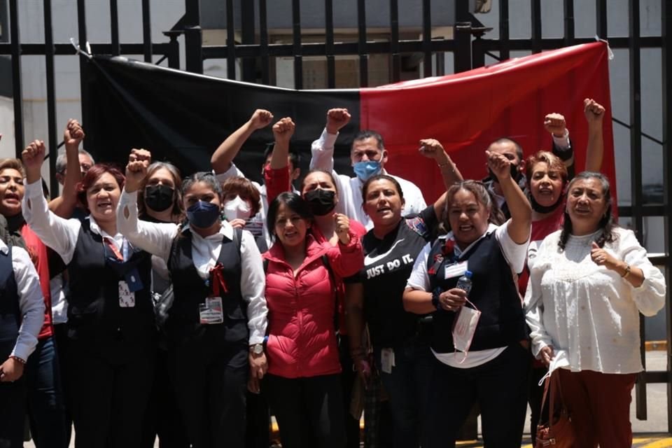 Protesta en las oficinas de Telmex en la Calle Sullivan, Colonia San Rafael, CDMX.