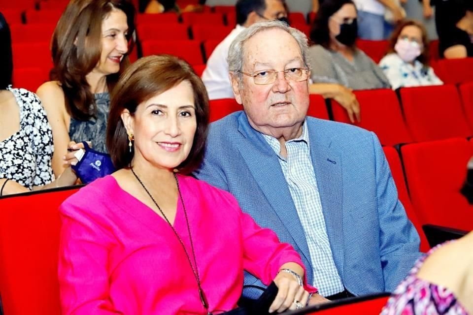 María Teresa Rocha de Ruiz y Gerardo Ruiz Montemayor