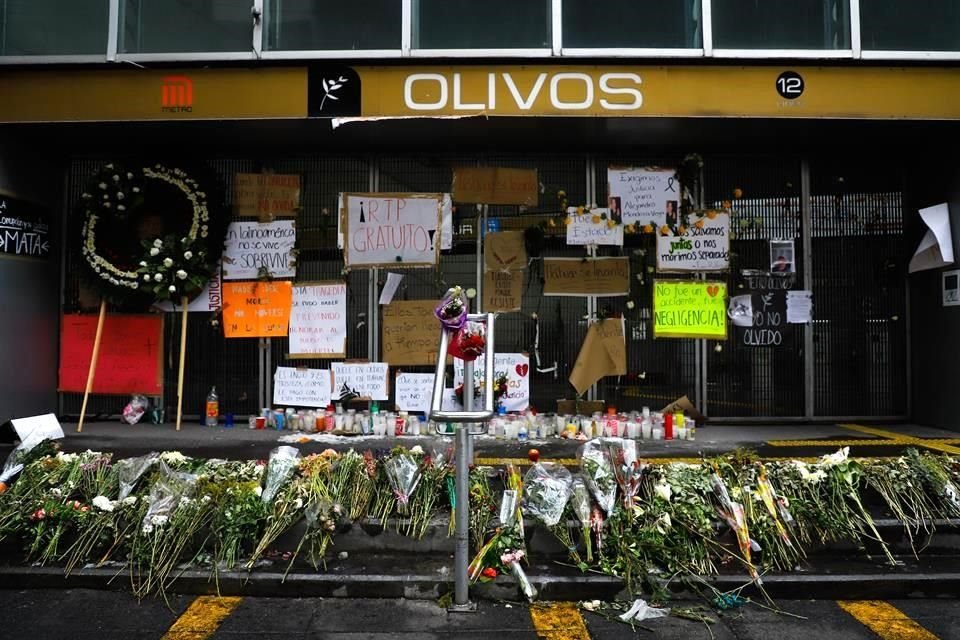 Damnificados y familiares protestaron el miércoles en demanda de apoyo tras colapso en Línea 12.