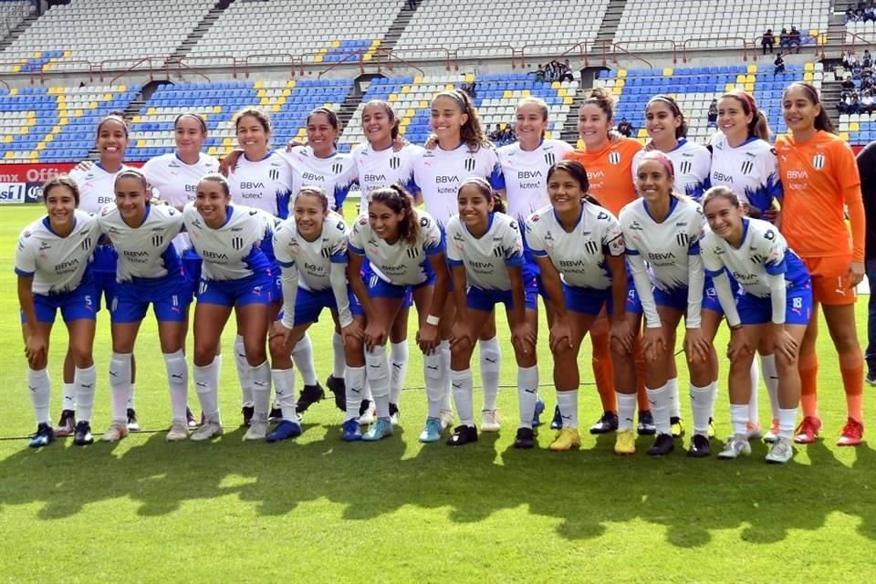 Las Rayadas ligaron 4 triunfos en el Apertura 2022 al imponerse este domingo 1-0 a las Tuzas en el Estadio Hidalgo, con un tanto de Rebeca Bernal.