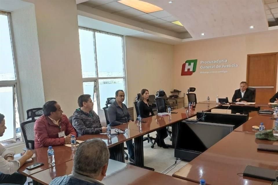 Santiago Nieto, ex titular de la UIF, encabezó por primera vez una reunión de la Procuraduría en Hidalgo.