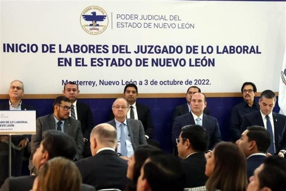 Arturo Salinas, presidente del PJ, señaló que arrancan con 40 personas, que son cuatro jueces y 36 personas de apoyo técnico.