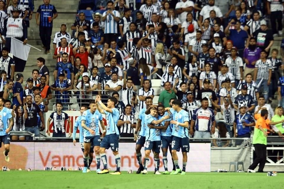 Avilés Hurtado anotó de penal el único gol del partido.