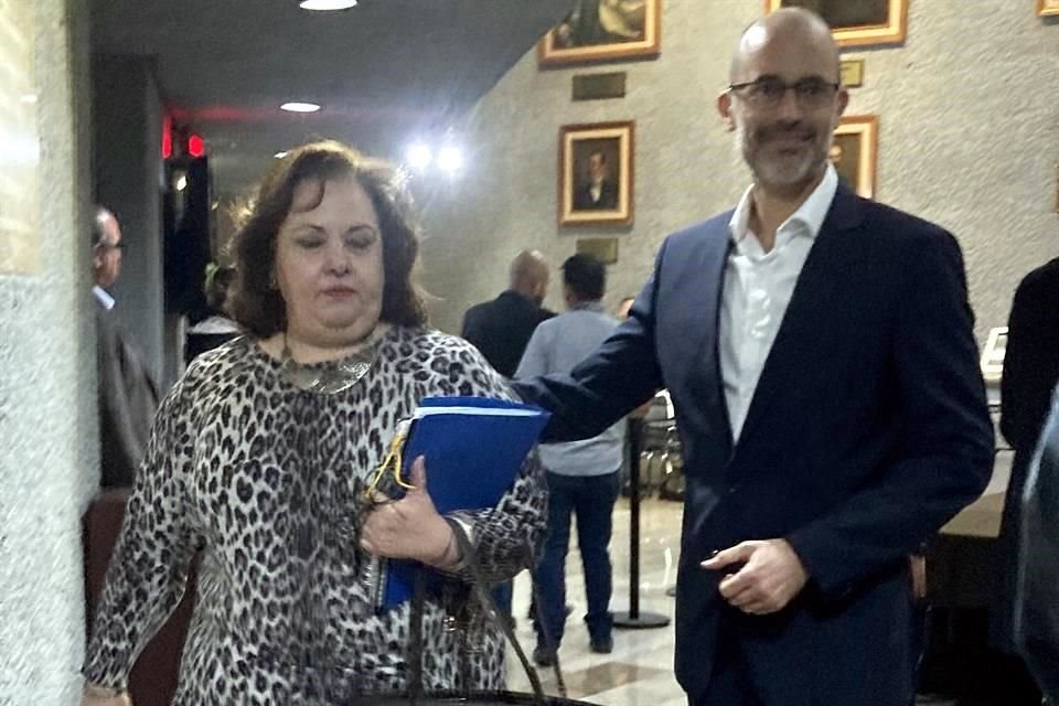 El Alcalde Miguel Treviño y la Tesorera Rosa María Hinojosa sostuvieron una reunión con la fracción del PRI en el Congreso local