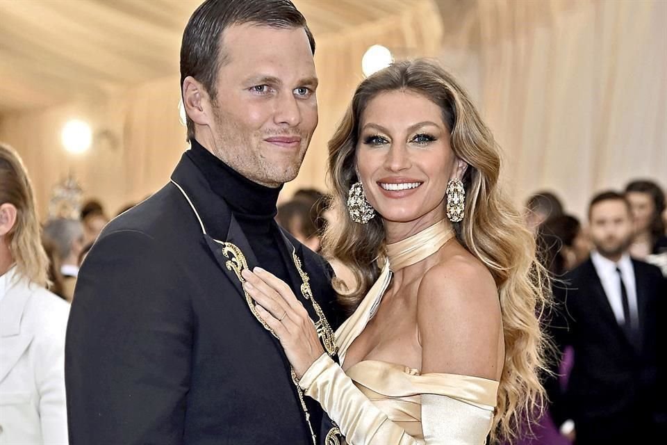 Supera la modelo Gisele Bündchen en patrimonio neto a su ex esposo, el jugador de futbol americano Tom Brady.