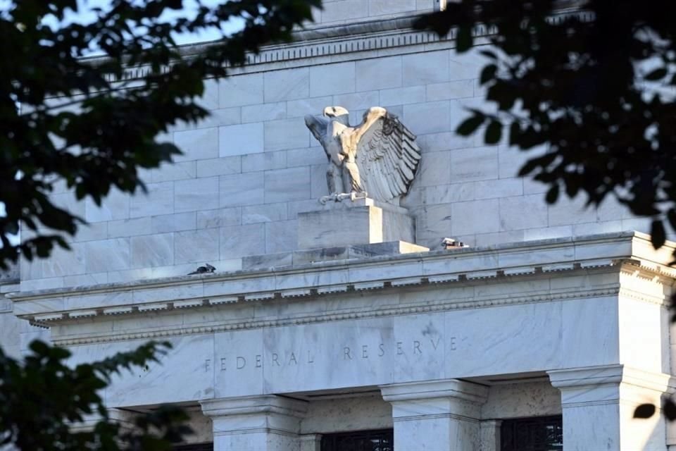 La Reserva Federal comenzó este martes su primera reunión de política monetaria del año, y el mercado espera que el FOMC suba por séptima vez consecutiva sus tasas de interés, que actualmente se ubican en un rango de 4.25 a 4.50 por ciento. 