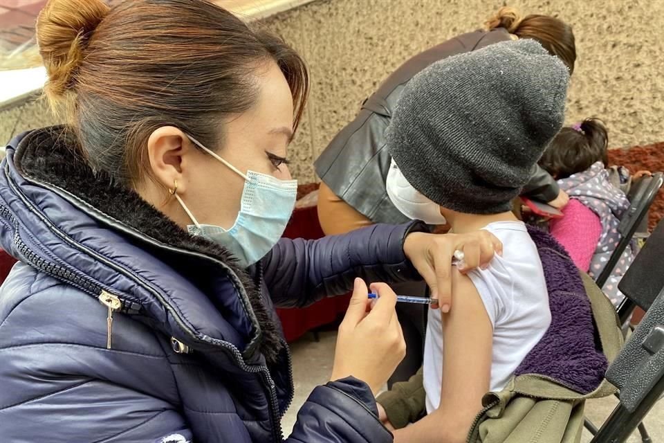 El diputado panista, Diego Garrido, presentó una iniciativa para garantizar el cuadro completo de vacunación, especialmente contra Covid-19