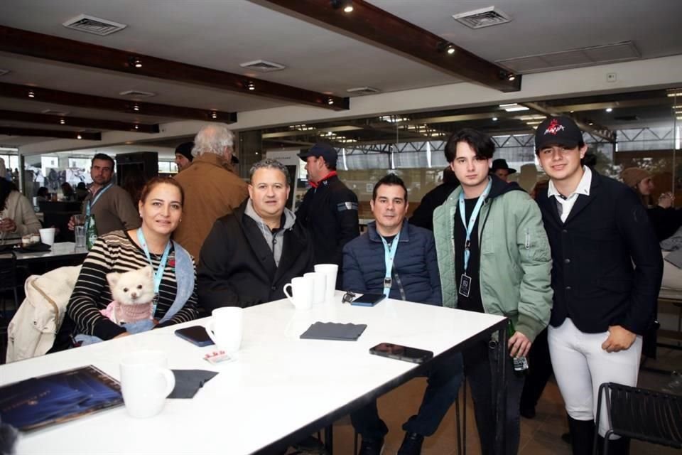 Gabriela Ayala, Jaime Guzmán, Sergio Guajardo, Sergio Guajardo y Maximiliano Guajardo