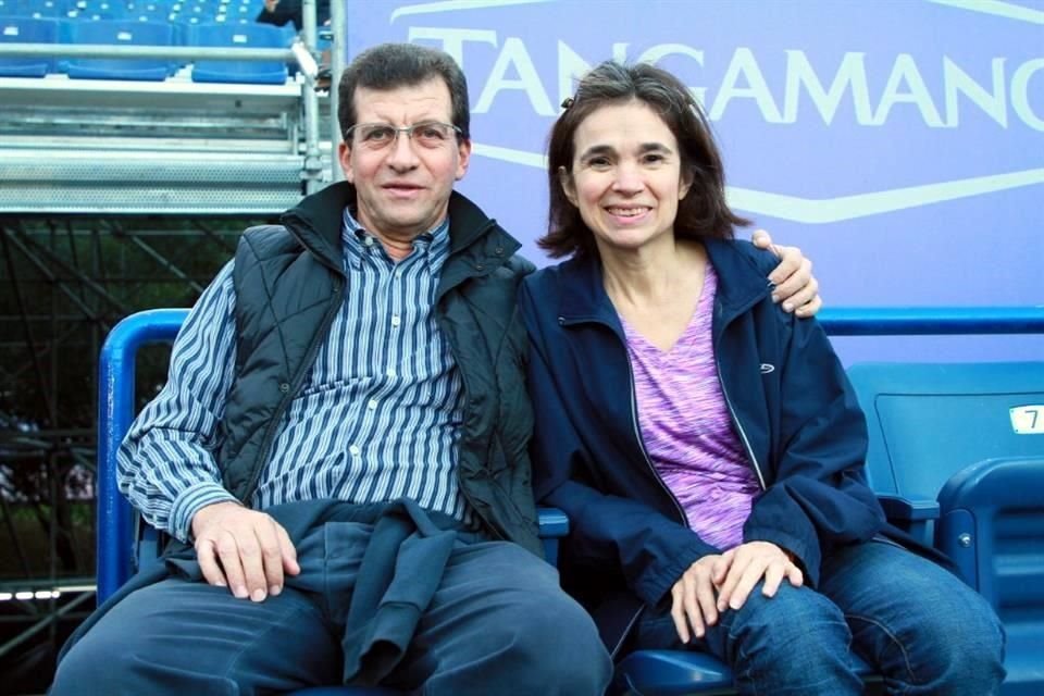Jorge Hazouri Manzur y Lucila Flores de Hazouri