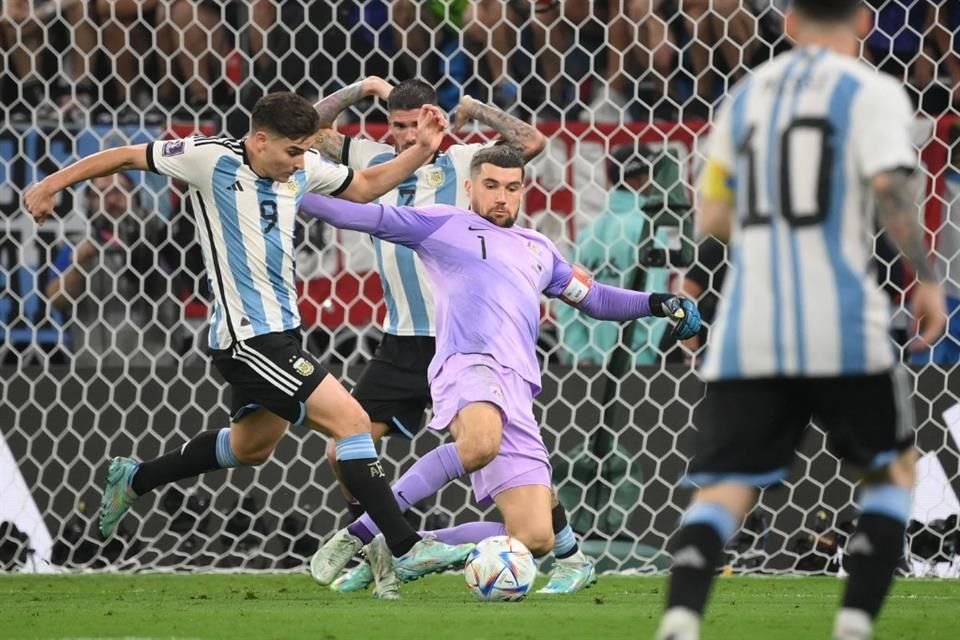El segundo gol de Argentina.