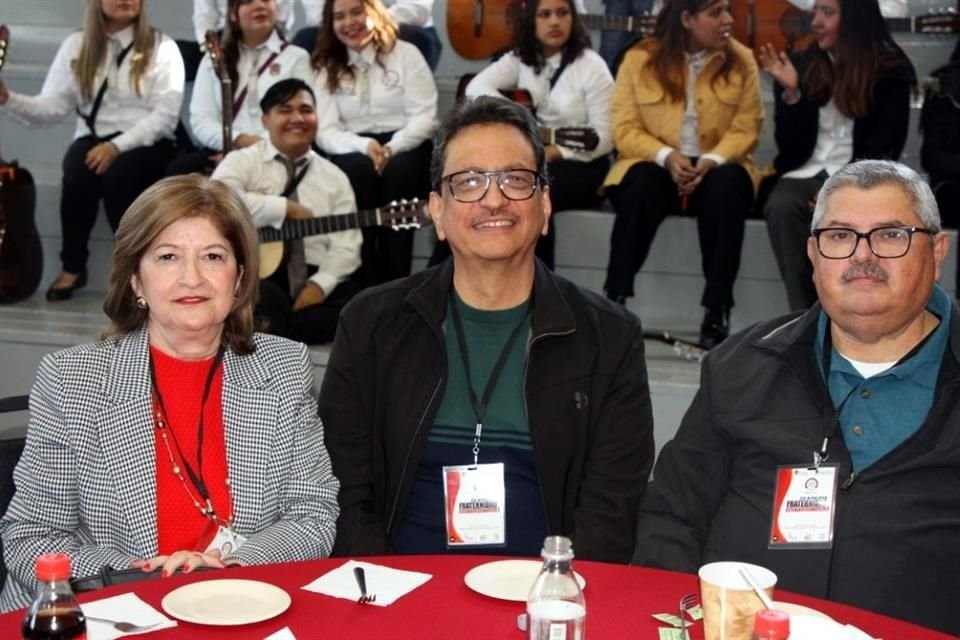 Sonia Rivera, Jesús Villarreal y Héctor Elizondo
