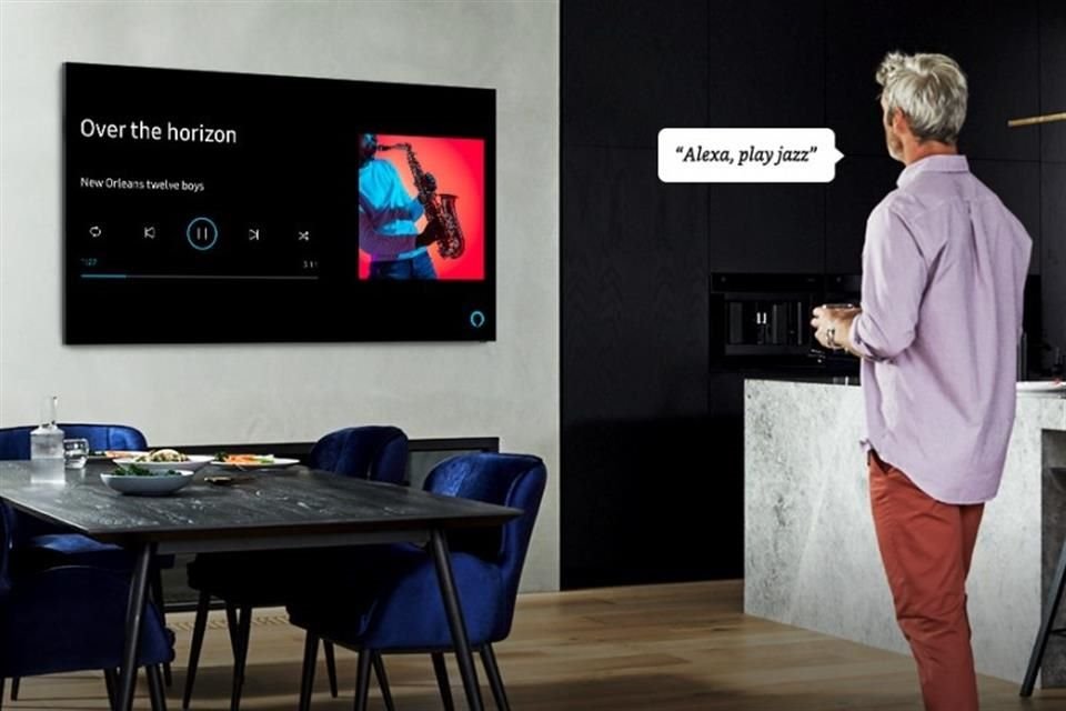 La línea de Smart TVs de 2021 integrará al asistente de voz de Amazon.