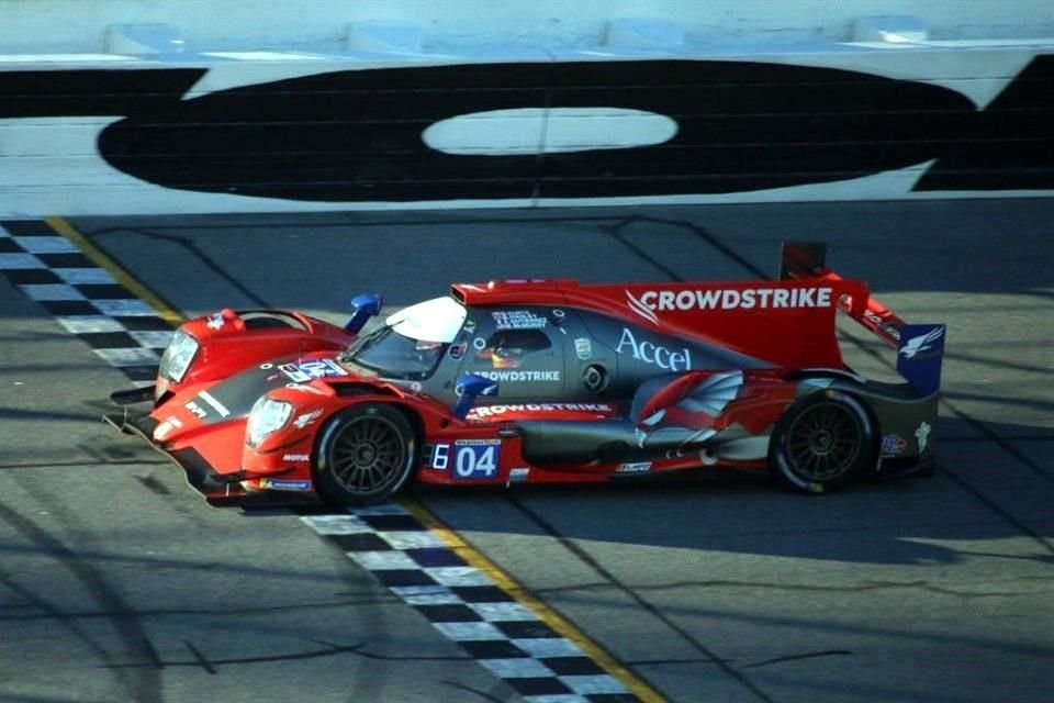 El auto con el que Esteban Gutiérrez, ex Fórmula Uno, corrió en las míticas 24 Horas de Daytona.
