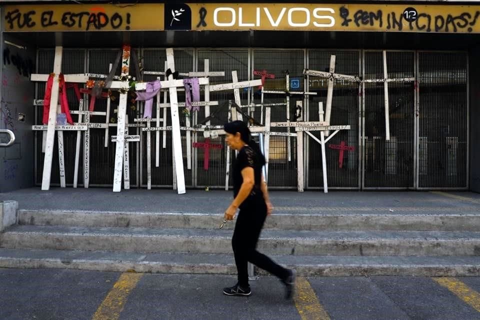 Info CDMX aprobó que la Comisión Ejecutiva de Atención a Víctimas entregue la información sobre los 239 apoyos económicos otorgados a víctimas del desplome del Metro.