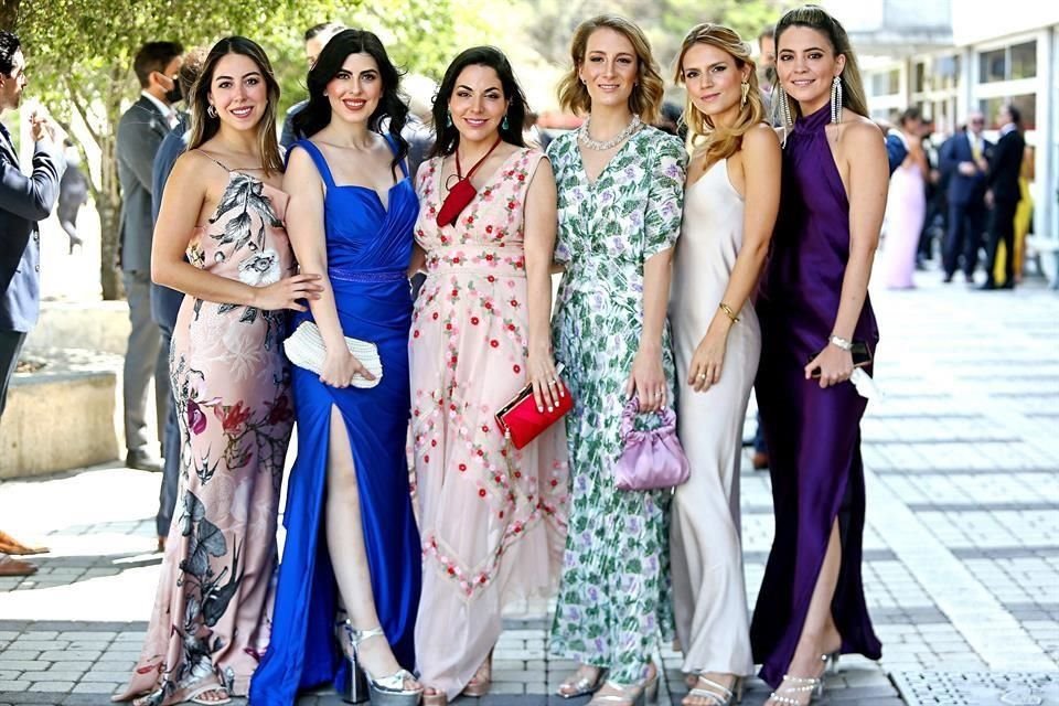 Bárbara Ochoa, Ana Cecy Garza, Andrea Guerra, Catalina Demichuk, Lily Elizondo y Monse Iga