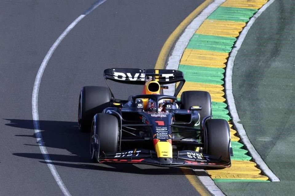 Max Verstappen se recuperó y ya no volvió a soltar la primera posición.