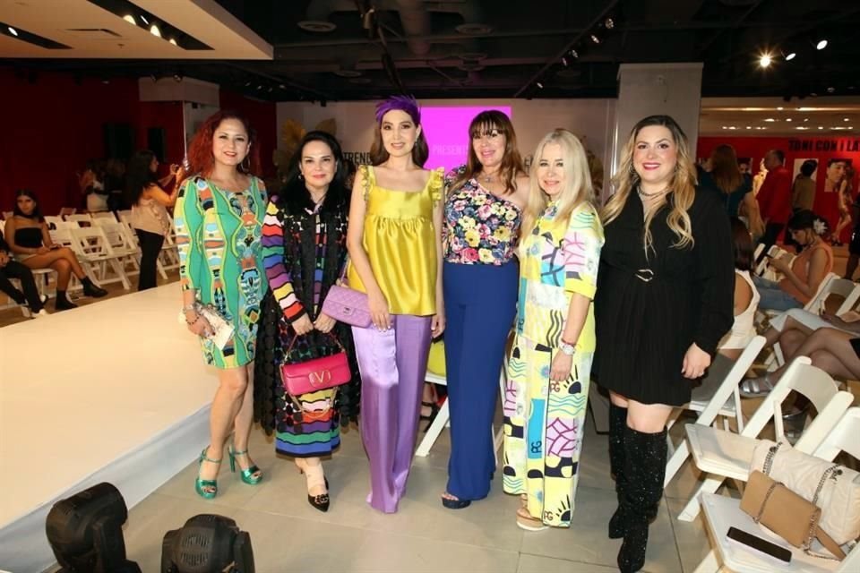 Esperanza Guandique, Perla Salinas, Wendy Vanessa Cortez, Edith Garza, Sanjuanita Gaona de Eguía y Norma Dávila
