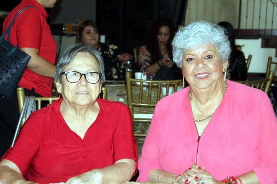 María de Jesús Flores y Betty Garza