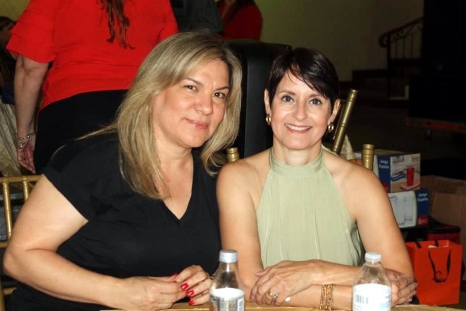 Nancy García y Liliana Elizondo