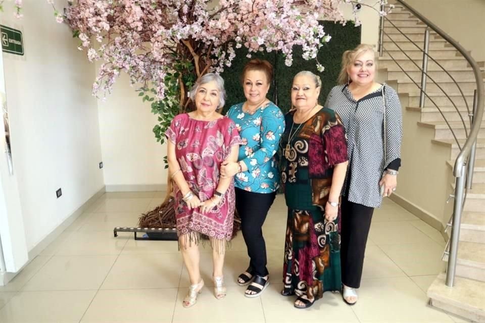 Sandra Burfford, Norma Patricia Peña, Linda Herrera y Miroslava Rangel
