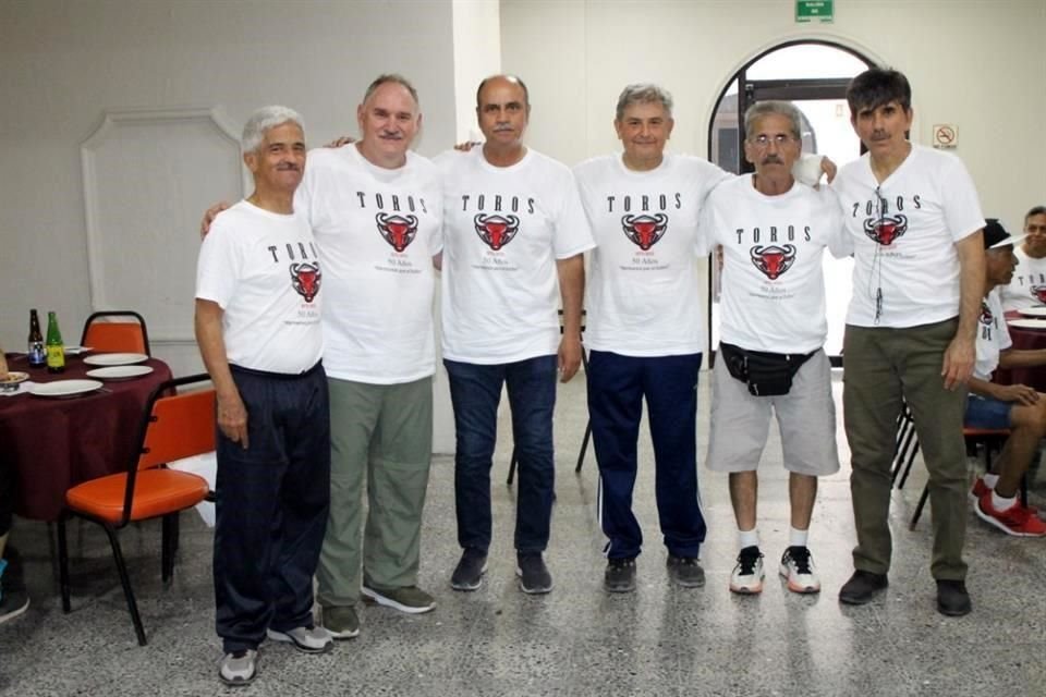 Hugo Cantú, Ricardo Valdez, Sergio Medina, Gerardo Cantú, José Lozano y Juan Garza