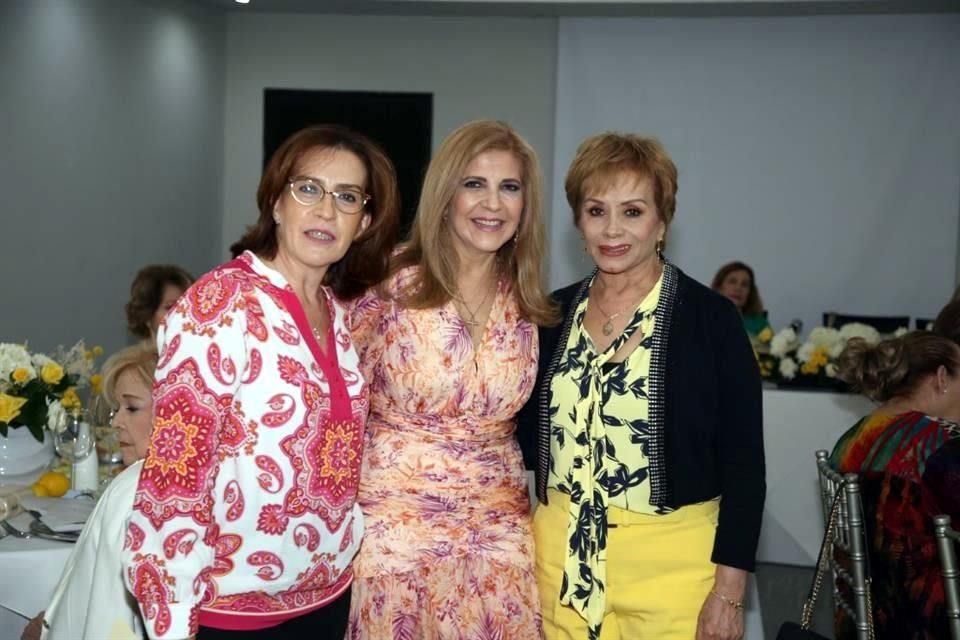 Rebeca Castro Valencia, Mayra Sánchez y María Luisa de Thomae