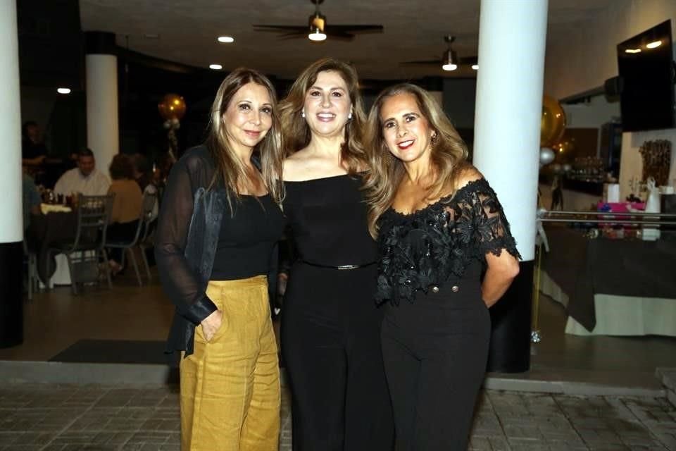 Susana Farías, Mayra Benítez de Hoyos y Adriana González
