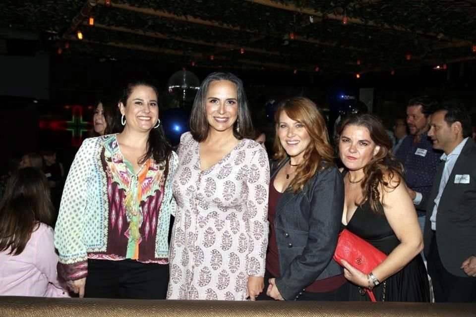 Mónica Lucía González, Vero Marcos, Nydia Wise y Verónica Salazar