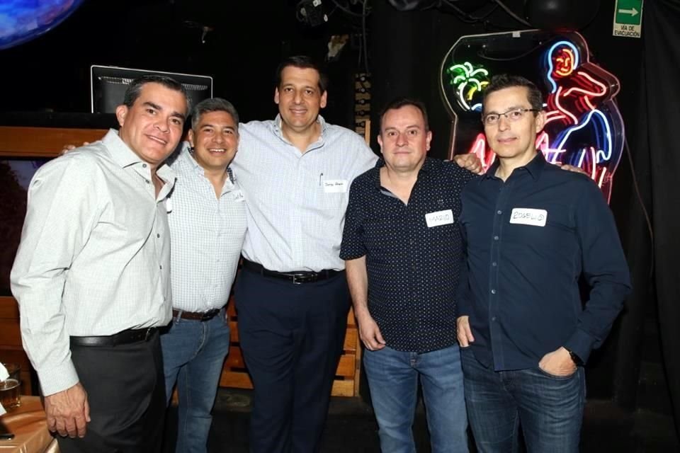 Federico Dávila, Héctor del Ángel, Jorge Hanun, Mario González y Rogelio de los Santos
