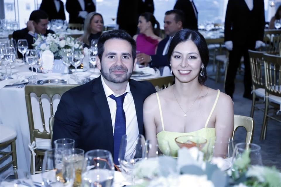 Jorge Náder y Karla Rivera