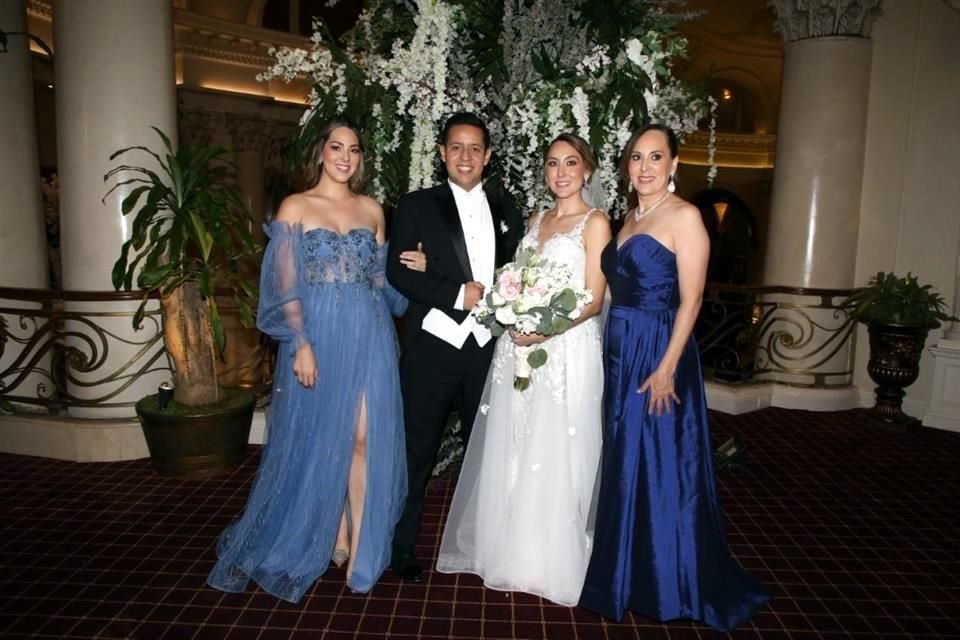 Andrea García Cantú, Axel Méndez Rebollo, Sofía García Cantú y Guille Cantú Leal