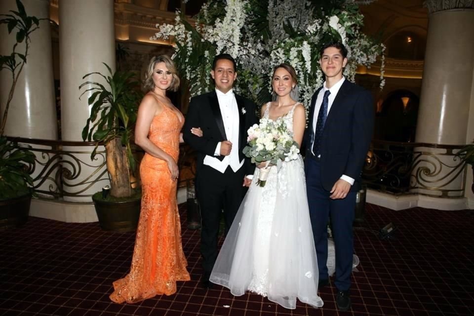 Cruz María Cantú, Axel Méndez Rebollo, Sofía García Cantú y Braulio Rodríguez Cantú