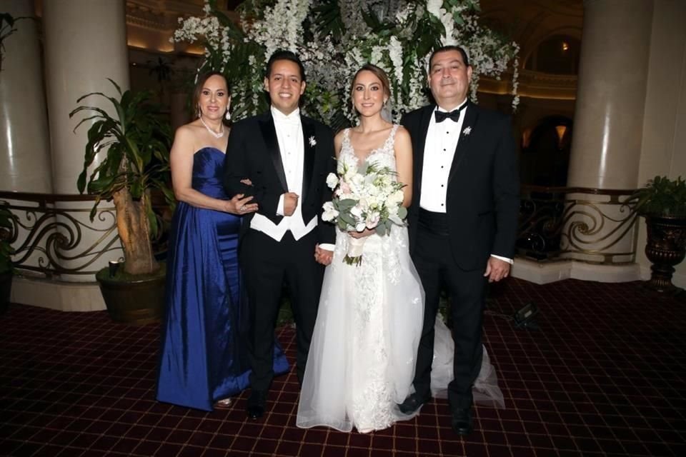 Guille Cantú Leal, Axel Méndez Rebollo, Sofía García Cantú y Luis Mario García Martínez