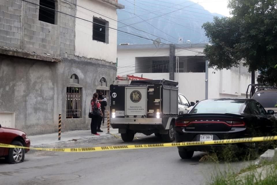 En la calle Norte, en la Colonia Altavista, un hombre de unos 40 años fue asesinado a balazos.