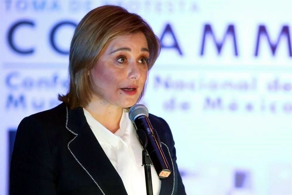 María Eugenia Campos Galván, Gobernadora de Chihuahua.