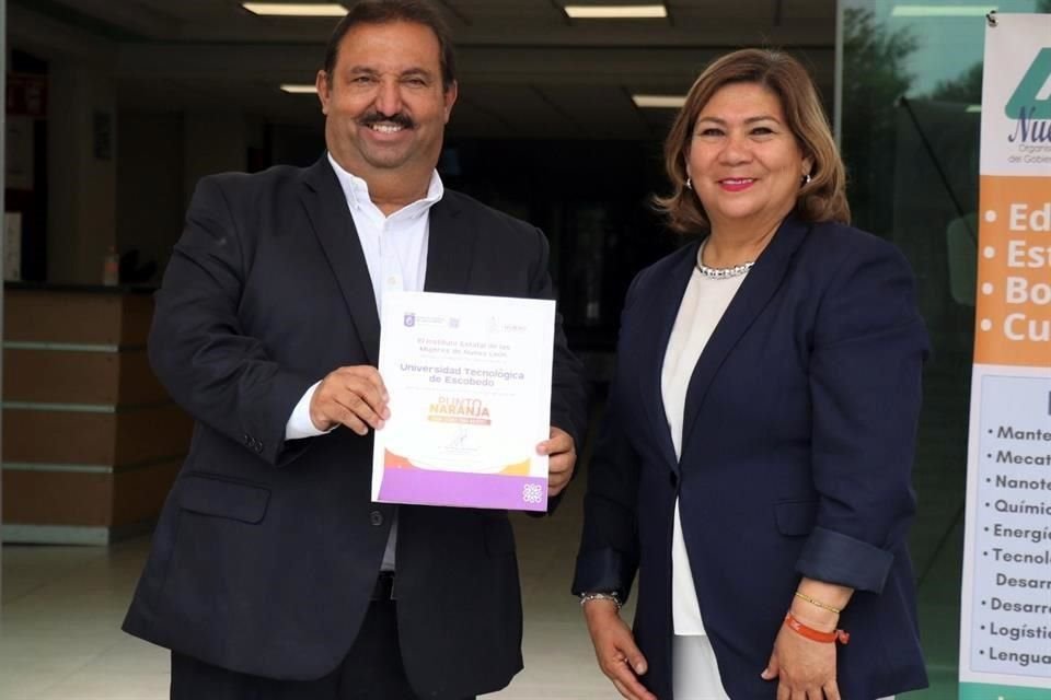 Laura Paula Lpez Snchez, presidenta del Instituto Estatal de las Mujeres, encabez la firma de un acuerdo con la Universidad Tecnolgica Escobedo.