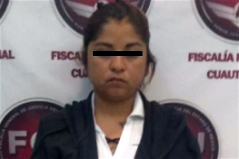 Una mujer acusada de asfixiar a su hijo de 3 años y dar de beber solvente a otro, de 1 año, en Tultitlán, fue detenida.