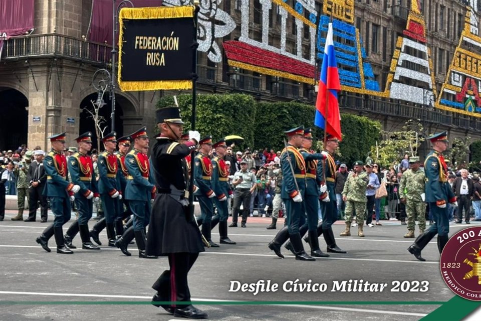 La Embajadora de Ucrania en México, Oksana Dramaretska, reprochó a AMLO la participación en el Desfile de un contingente del Ejército Ruso.