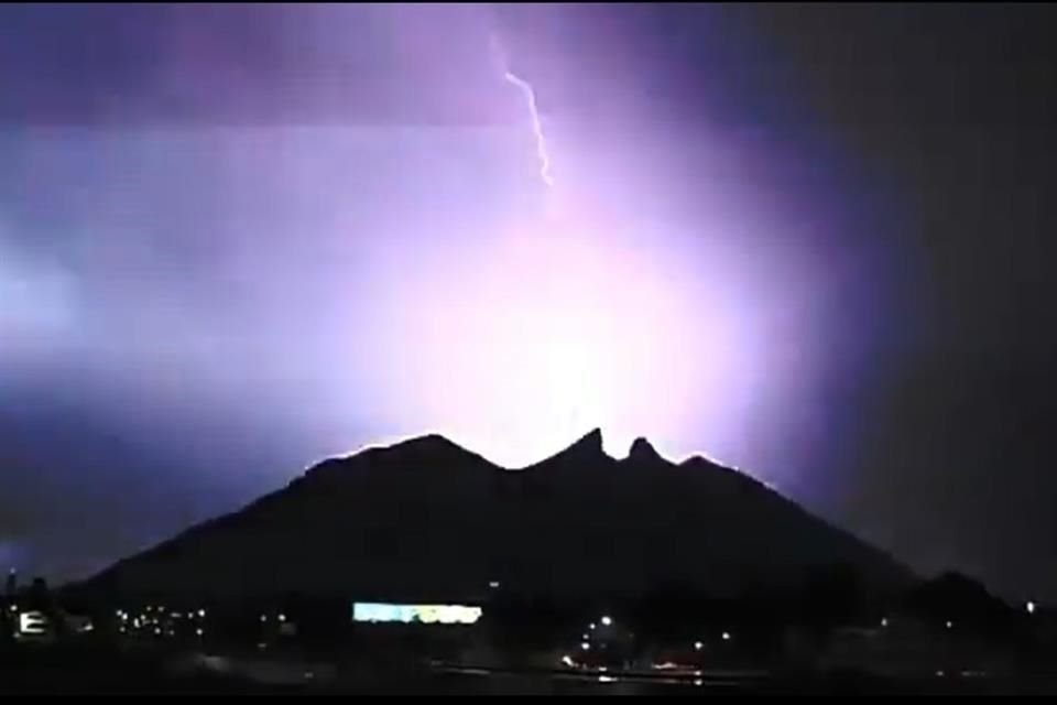 Hasta la noche no se había informado sobre los avances del regreso de energía del 32 por ciento restante que fue afectado.