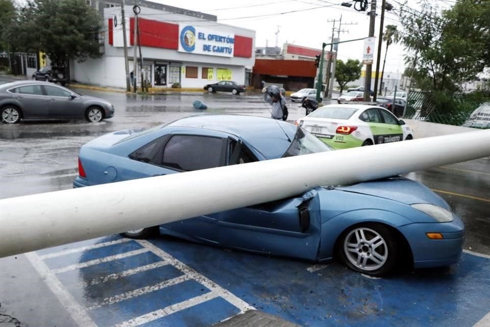 El percance ocurrió en la Avenida Israel Cavazos.