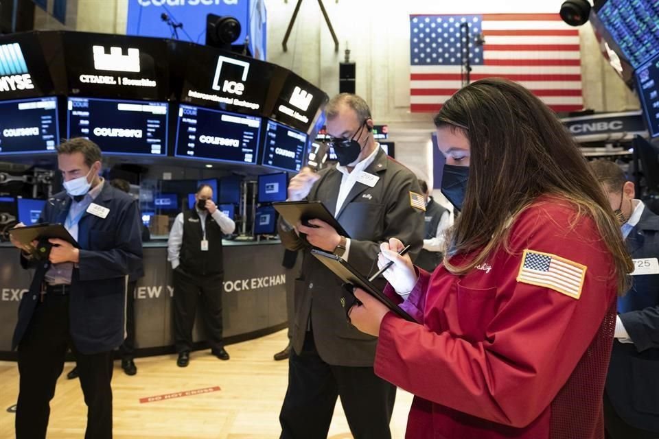S&P cerró en récord por segundo día al hilo.