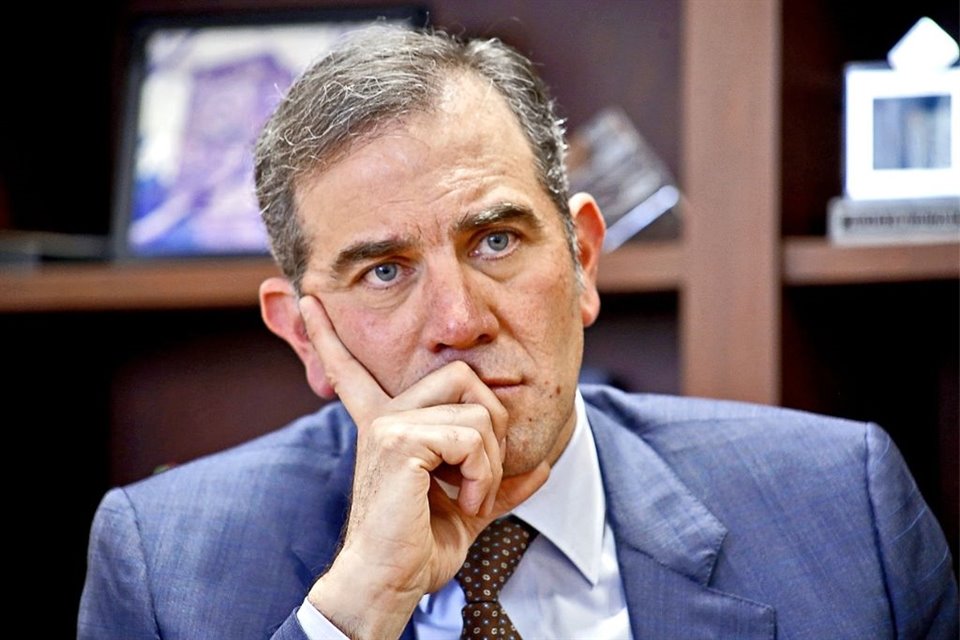 Lorenzo Córdova, ex consejero presidente del INE.