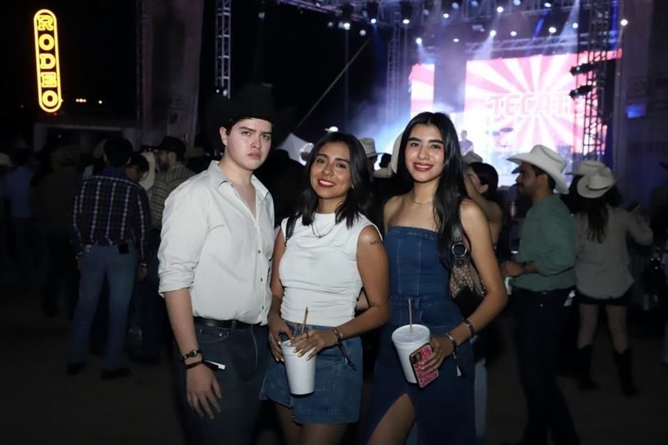 Sebastián Valdez, Ana Valeria Hernández y Airam Rodríguez