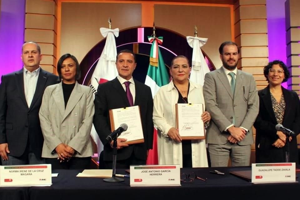 Apenas en febrero, la CIRT firmó un convenio con el INE para promover la participación ciudadana en la vida democrática del País.