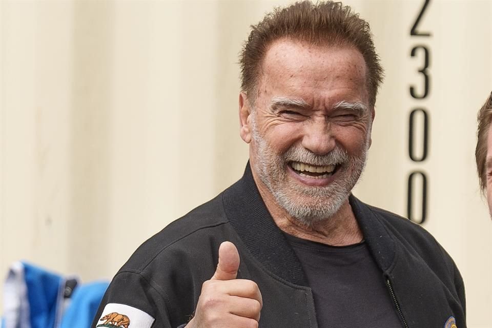 El actor Arnold Schwarzenegger dio a conocer en su podcast 'Arnold's Pump Club', que la semana pasada se le colocó un marcapasos.