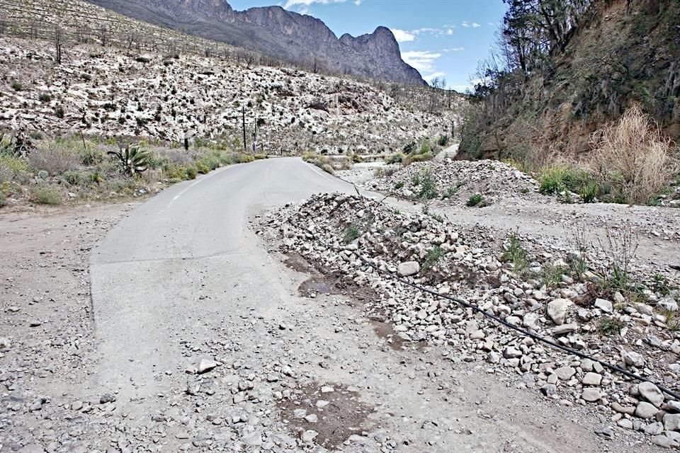 El Alcalde de Santiago aseguró que aunque han reportado las condiciones de la carretera, no han tenido respuesta del Estado.