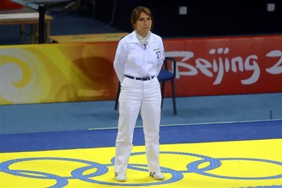 Rosy Adam, primera juez olímpica de taekwondo.
