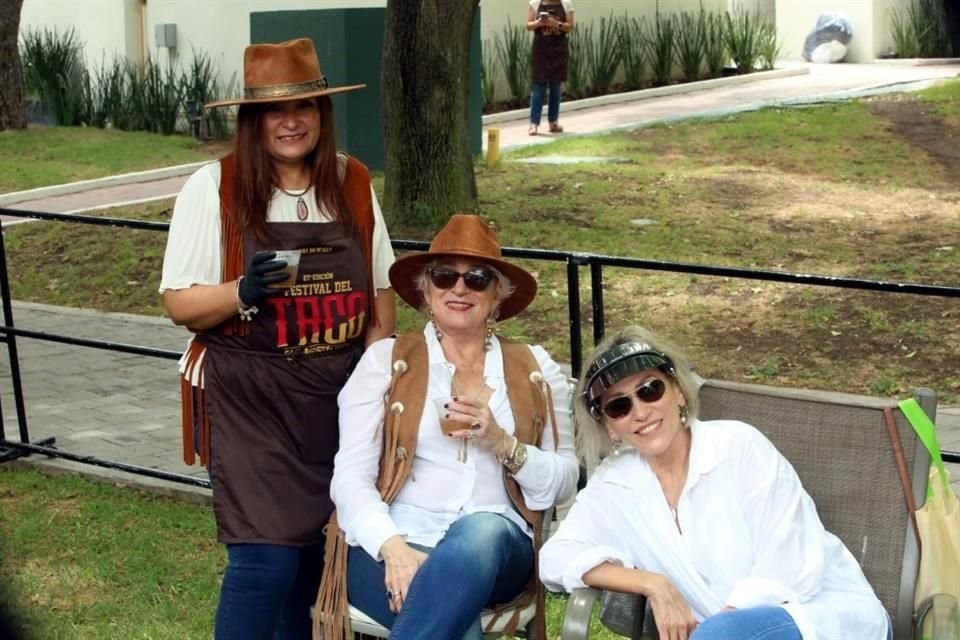 Lidia Morales, Bertha Rangel y Lupita Lozano
